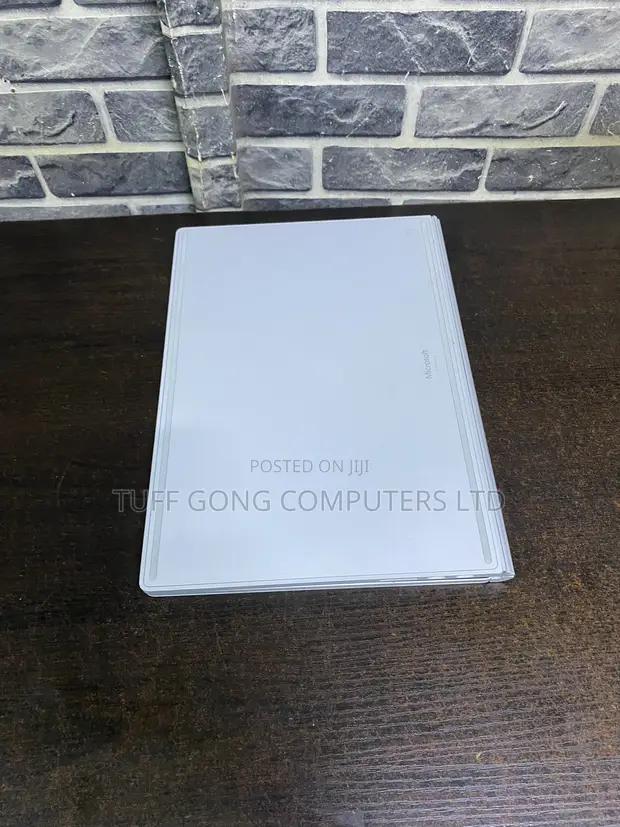 Microsoft Surface Book 3 16GB Intel Core i7 512GB SSD - 1