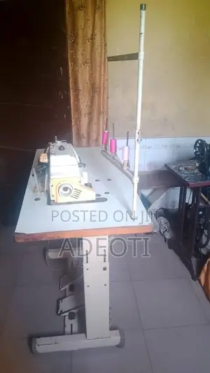 Industrial Sewing Machine with Emel EM250 Motor