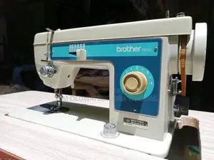 Brother Zig Zag Sewing Machine (Used)