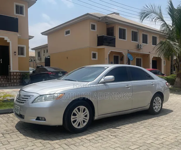 Toyota Camry 2.4 LE 2008 Silver - 1