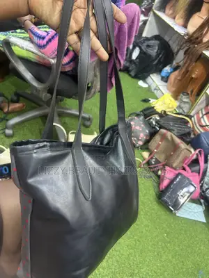 Goodpatner Black Casual Tote Bag