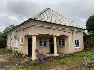 Gidan Gyara 3 Bedroom a Umuana, Umuahia don Hayarwa