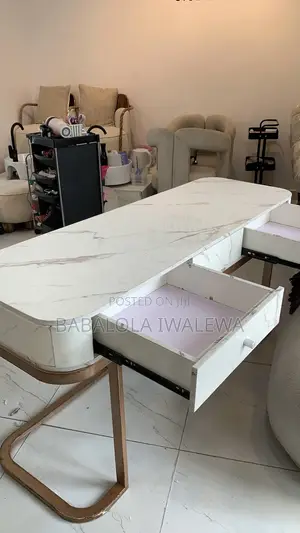 Nail Table and Chairs