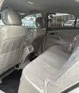 Toyota Camry 2011 XLE - 3