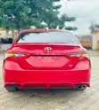 Toyota Camry SE 2021 Red - 3