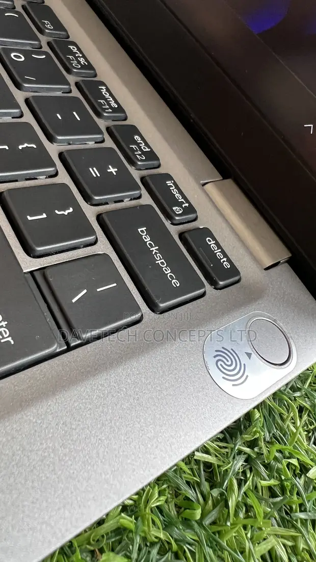 Dell Latitude 5310 Laptop - 8GB RAM, 256GB SSD, Intel Core i5 - 1
