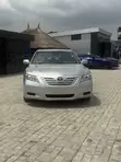 Toyota Camry LE 2009 Launin Azurfa - 1