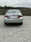 Toyota Camry LE 2009 Launin Azurfa - 2