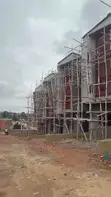 Gidan Terrace mai dakuna 4 da aka gyara a Kaura don siyarwa - 1