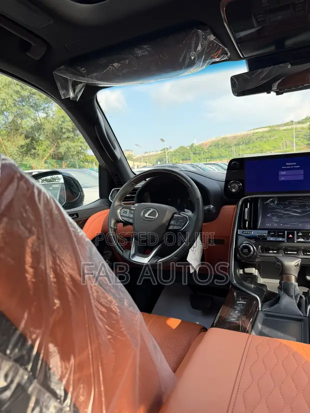 New Lexus LX 600 SUV 2025 Black - 1