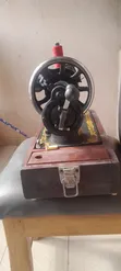 Singer 15 Sewing Machine - 3