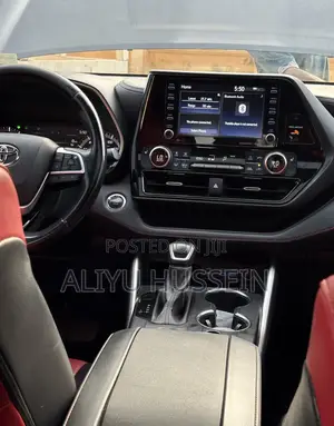 2022 Toyota Highlander XSE