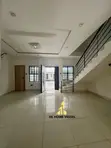 3 Bedroom Townhouse/Terrace a Lekki don Siyawa - 2