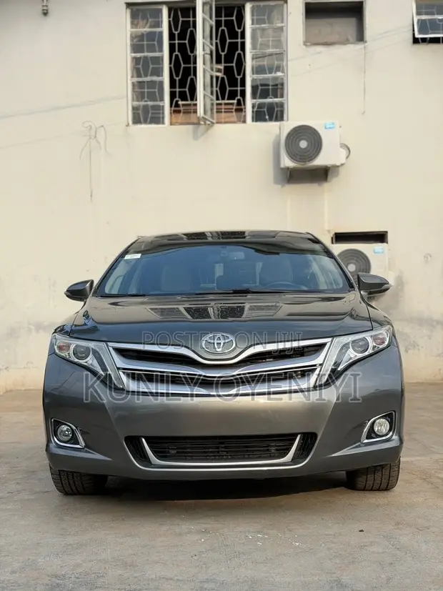 Toyota Venza Limited AWD V6 2013 Gray - 1