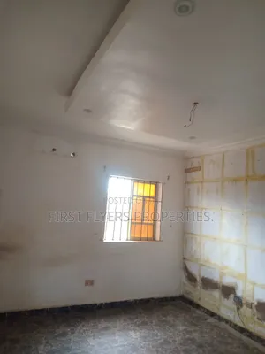2-Bedroom Block of Flats for Rent a Garin Obasanjo, Elejigbo