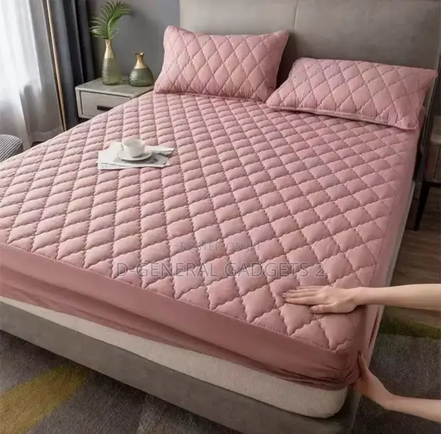 High Quality Waterproof Mattress Cover - 1
