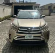 2015 Toyota Highlander XLE AWD SUV - Gold - 2