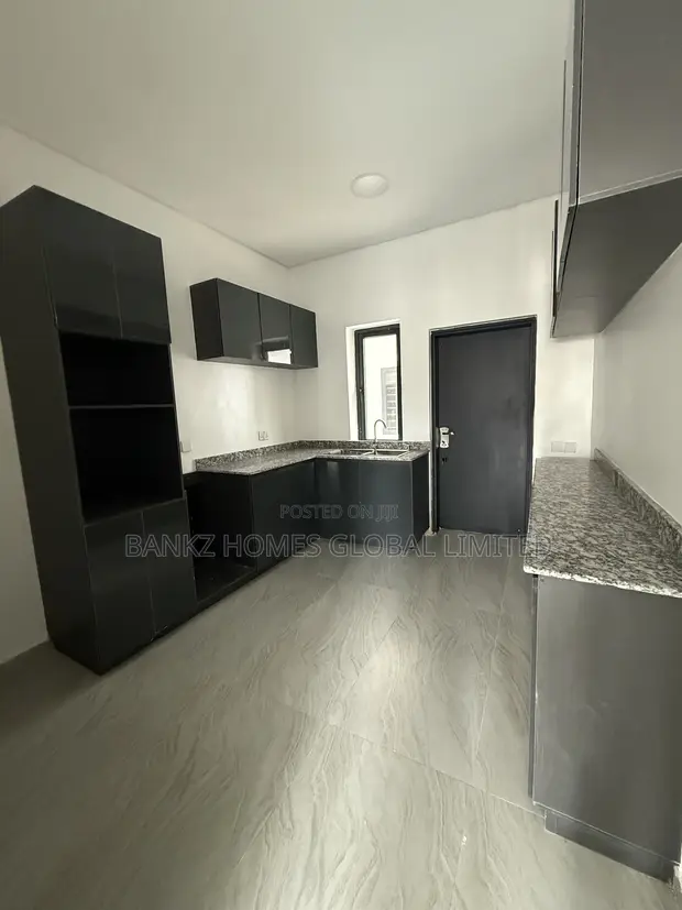 4 Bedroom Block of Flats for Sale a Lekki Phase 1 - 1