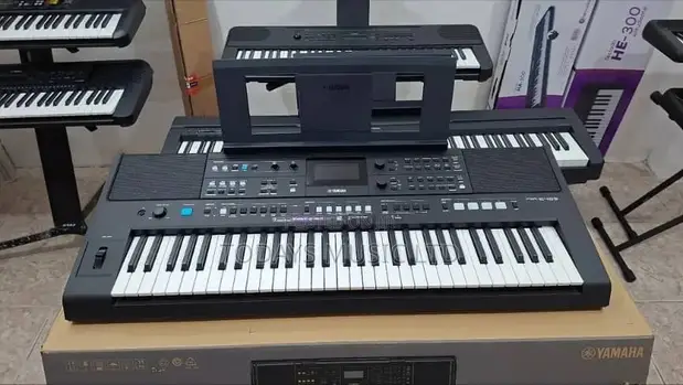 Yamaha PSR-E483 Keyboard - Brand New - 1