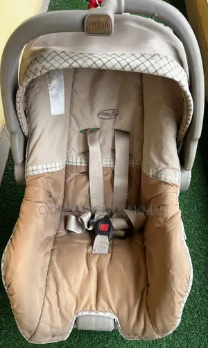 Evenflo Infant Car Seat - Brown