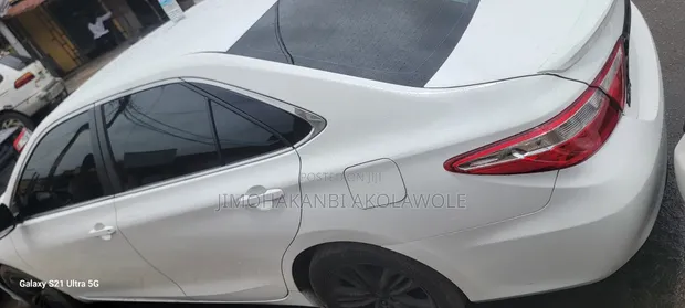 2016 Toyota Camry White - 1