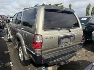 2000 Toyota 4Runner Limited Gold