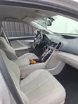 Toyota Venza 2010 Silver - 4