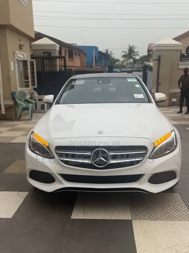 2016 Mercedes-Benz C300 Luxury 4Matic Sedan - 1