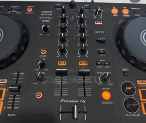 Pioneer DDJ-FLX4 DJ Controller