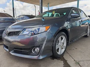 Toyota Camry 2012 Gray