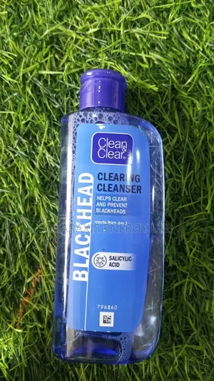 Clean & Clear Blackhead Clearing Cleanser