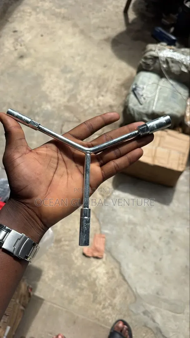 Y Shape Spanner 81013 - 1