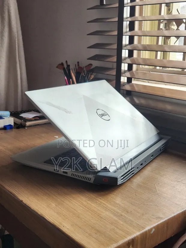 Dell G15 5515 Laptop 16GB RAM, AMD Ryzen 7, 1TB SSD - 1