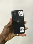 Apple iPhone 11 64GB Black - 1