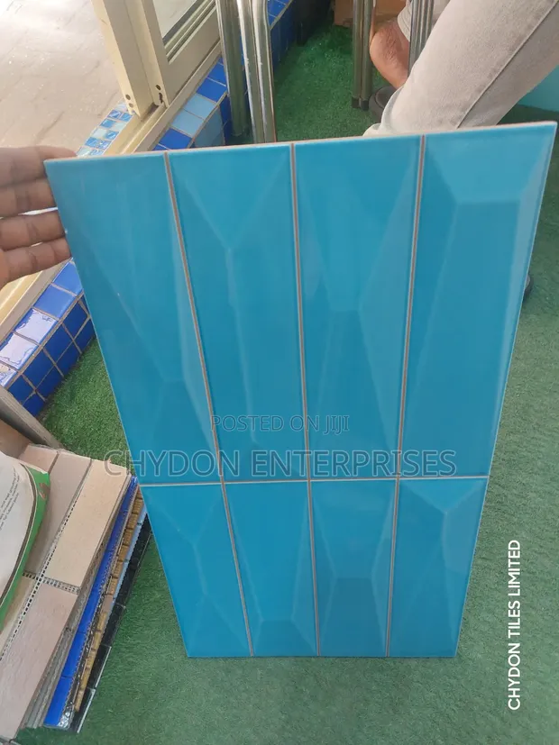 Swimming Pool Tiles - 33x60cm Glossy Ceramic - 1