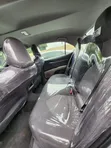 Toyota Camry LE 2018 Launi Azurfa - 5