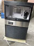 Brand New 40 Cubes Ice Maker - 2