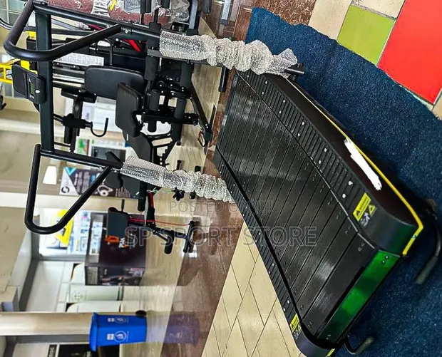 Supermax Commercial Curve Manual Treadmill - 1