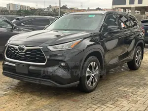 Toyota Highlander XLE AWD 2020 Black
