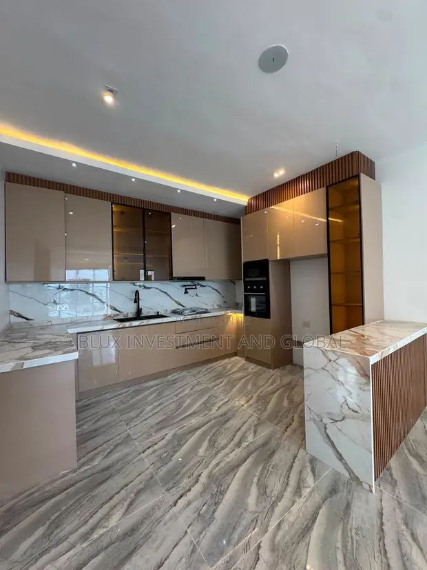 3 Bedroom Apartment for Sale in Platinum Way, Osapa London - 1
