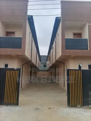 3 Bedroom Duplex don Sayarwa a Cooperative Estate, Ayobo