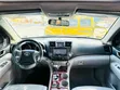 Toyota Highlander 2009 White - 1