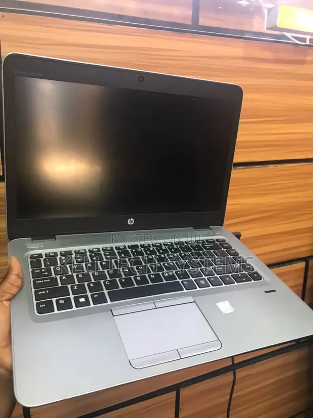 HP EliteBook 840 G3 Laptop - Intel Core i5, 8GB RAM, 256GB SSD - 1