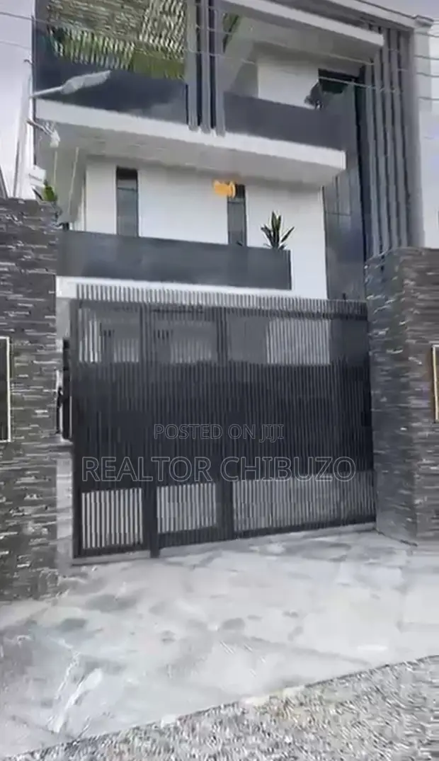 Furnished 5-Bedroom Duplex da BQ a Apo Resettlement - 1