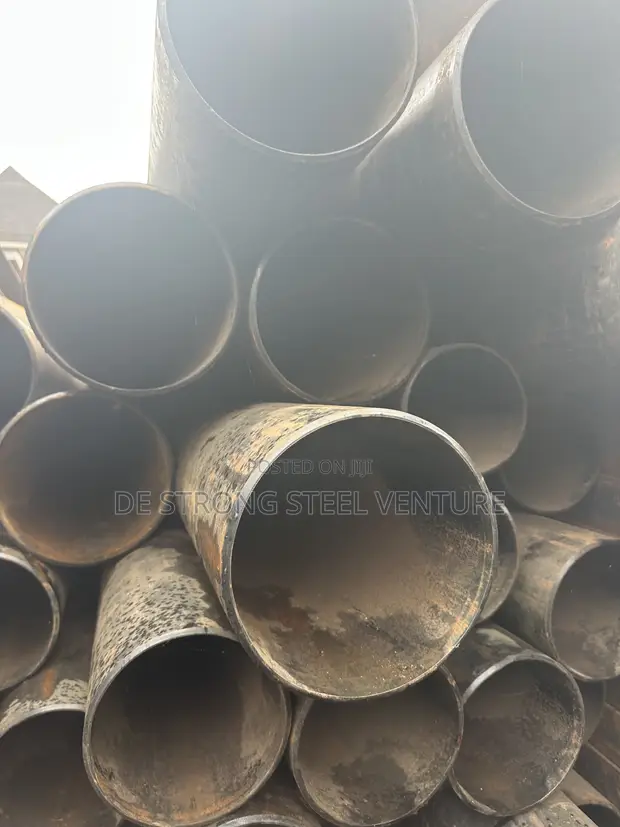 200mm Seamless Steel Pipe - 11.8m - 1