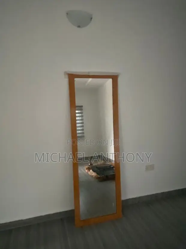 Home Interiors Babban Mirrin Dake A Ganuwa 6x2 - 1