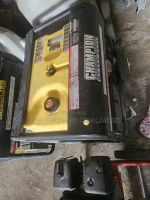 Champion 9000W Dual-Fuel Hybrid Inverter Generator