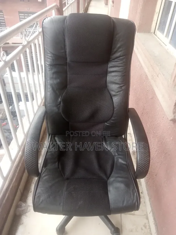 Executive Office Chair - Baki Mai - 1