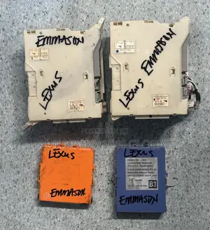 Fusebox na Cikin Gida na Lexus GS300/350 (2006-2011)