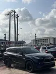 2020 Toyota Highlander XLE - 2